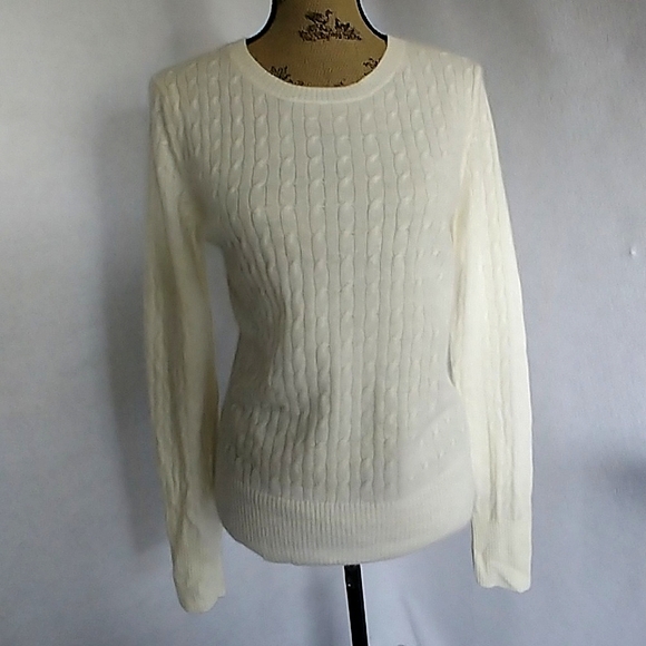 Anthropologie Sweaters - Anthropologie Angora Cableknit Sweater
